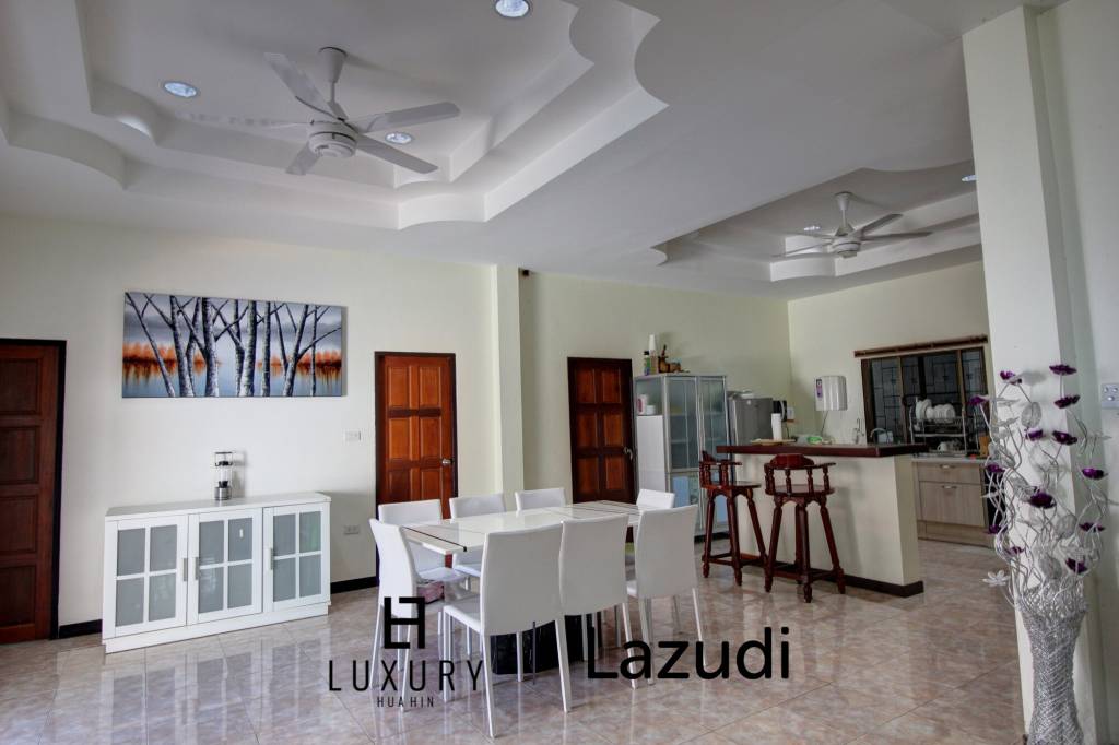 556 metro cuadrado 3 ` Casa de Venta