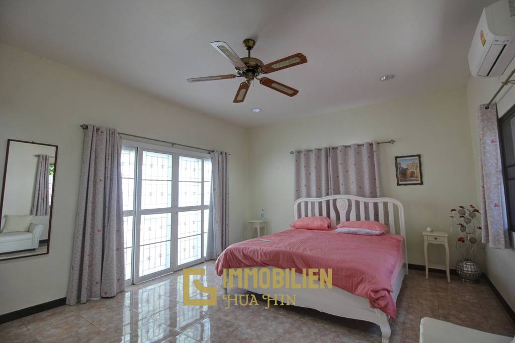 3 Schlafzimmer Pool Villa - sehr nah an Hua Hin