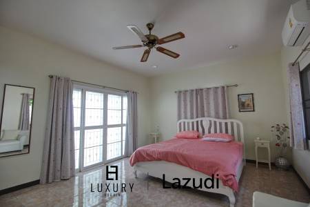 556 metro cuadrado 3 ` Casa de Venta