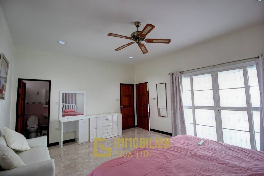 3 Schlafzimmer Pool Villa - sehr nah an Hua Hin