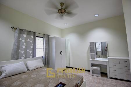 3 Schlafzimmer Pool Villa - sehr nah an Hua Hin
