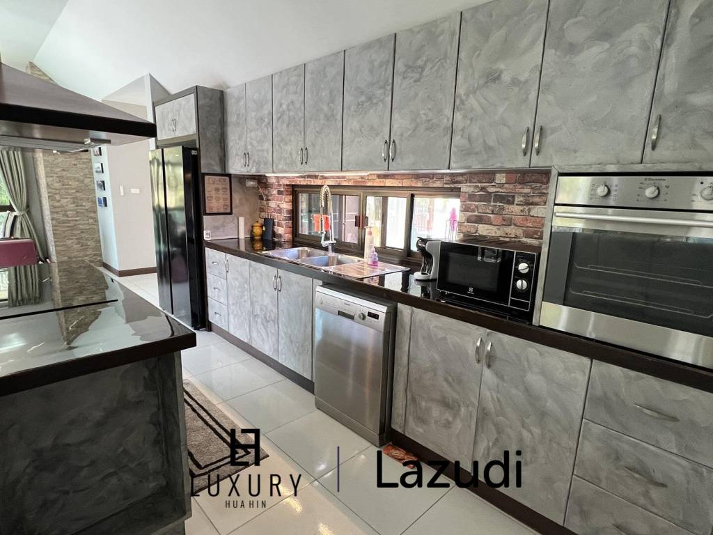 1,124 平方米 5 床 房子 对于 销售