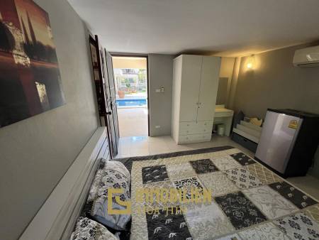 Royal Garden: Sehr gepflegtes und geräumiges 5 Schlafzimmer Familienhaus
