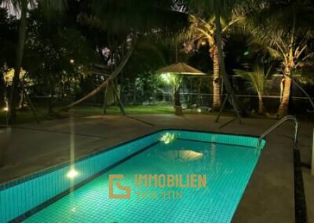 Royal Garden: Sehr gepflegtes und geräumiges 5 Schlafzimmer Familienhaus