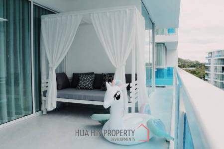 2 Bedroom Condo With Pool View