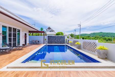 Emerald Scenery: 3 Schlafzimmer Pool Villa mit Blick auf den Banyan Golfplatz