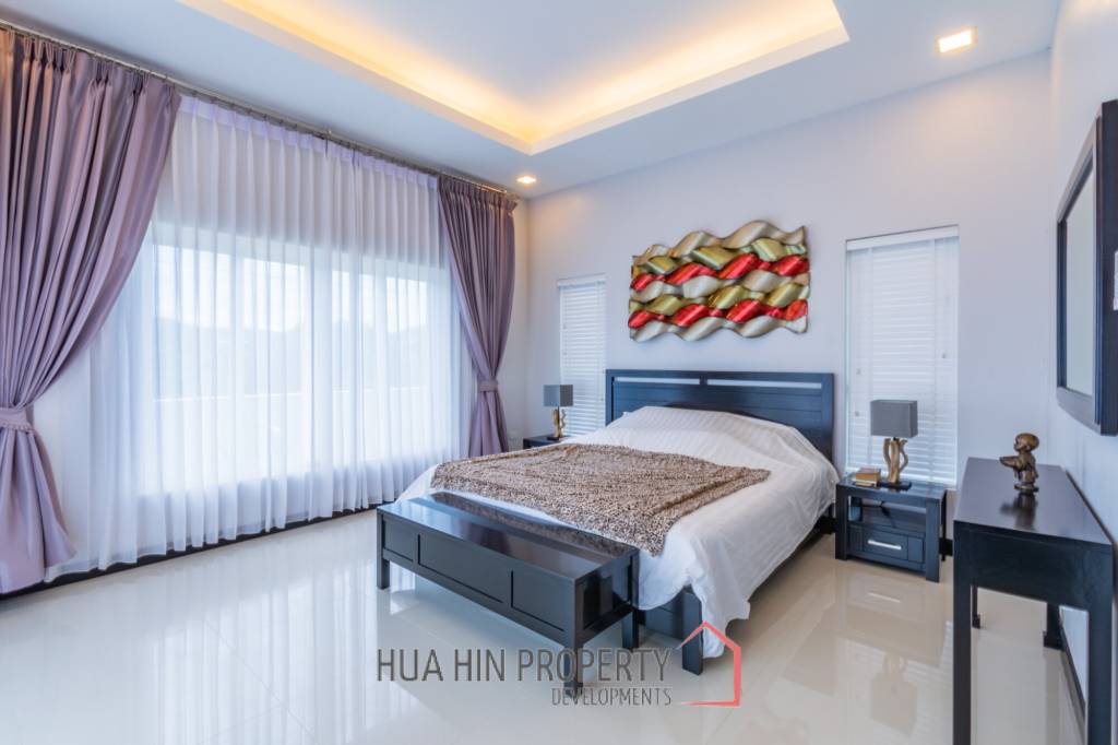 3 Bedroom Pool Villa with Great Views to Banyan Golf Course