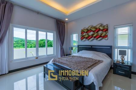 Emerald Scenery: 3 Schlafzimmer Pool Villa mit Blick auf den Banyan Golfplatz