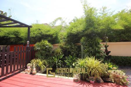 Ausgezeichnete Lage: Private Villa Ideal für eine Kneipe oder ein Restaurant in der Soi 102