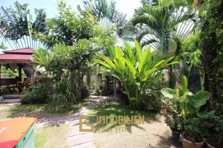 Ausgezeichnete Lage: Private Villa Ideal für eine Kneipe oder ein Restaurant in der Soi 102
