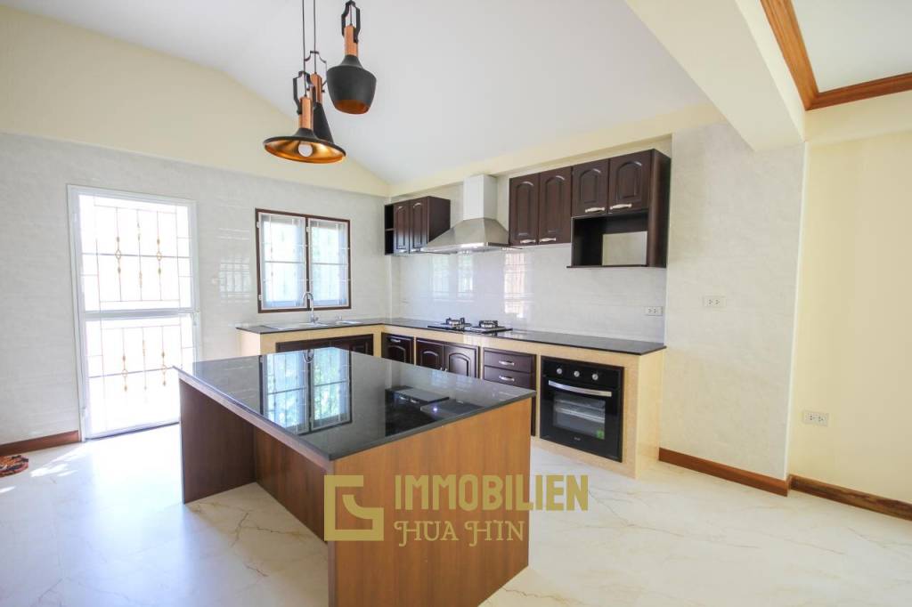 New Multi Level Pool Villa On Large Plot - Hua Hin North