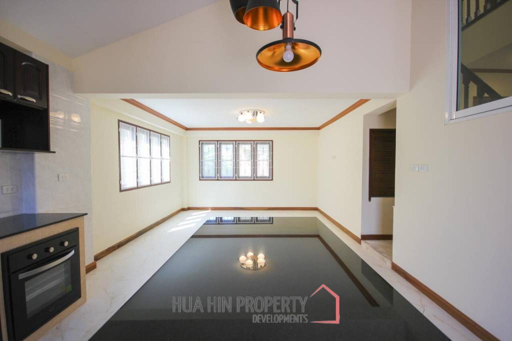 New Multi Level Pool Villa On Large Plot - Hua Hin North