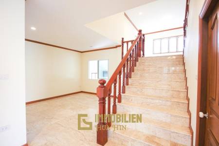 New Multi Level Pool Villa On Large Plot - Hua Hin North