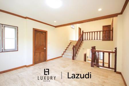 Nord Hua Hin: Neue Multi Level Pool Villa auf einem großen Grundstück