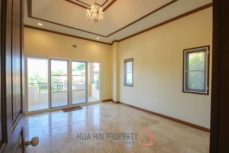 New Multi Level Pool Villa On Large Plot - Hua Hin North