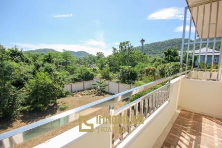 New Multi Level Pool Villa On Large Plot - Hua Hin North