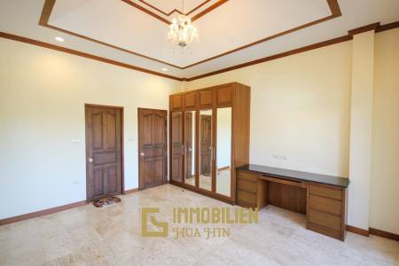 New Multi Level Pool Villa On Large Plot - Hua Hin North