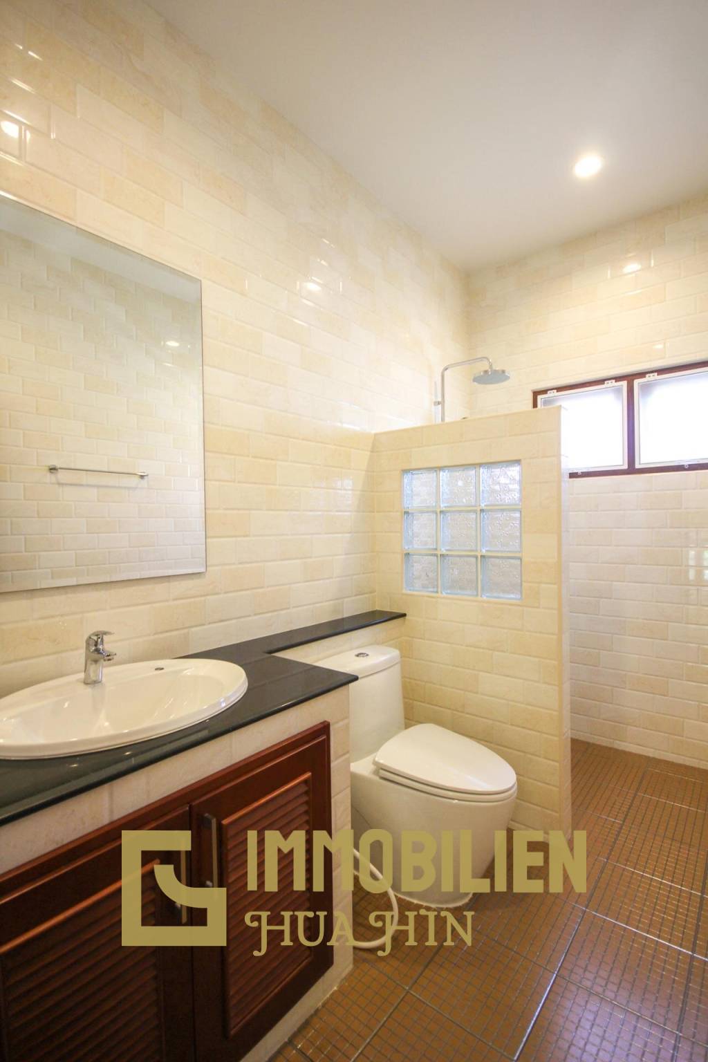 New Multi Level Pool Villa On Large Plot - Hua Hin North