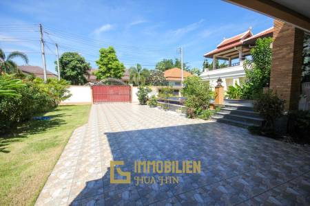 New Multi Level Pool Villa On Large Plot - Hua Hin North