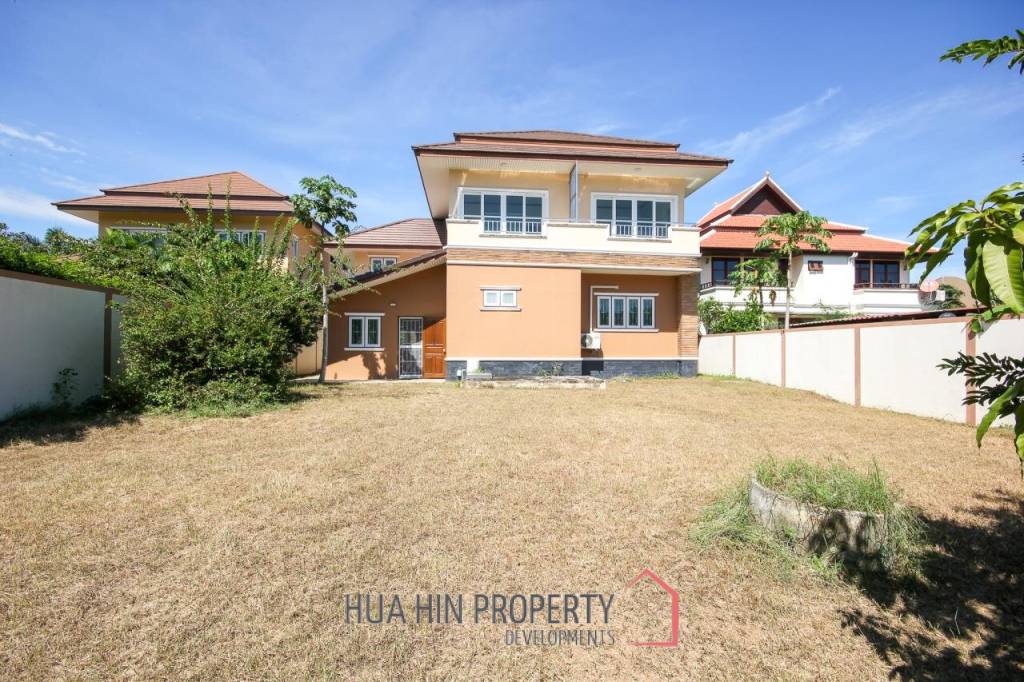 New Multi Level Pool Villa On Large Plot - Hua Hin North