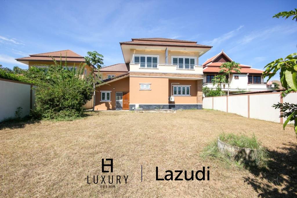 Nord Hua Hin: Neue Multi Level Pool Villa auf einem großen Grundstück