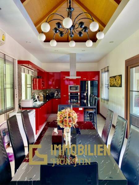 Large contemporary 5 Bedroom Pool Villa At Hillside Hamlet 3