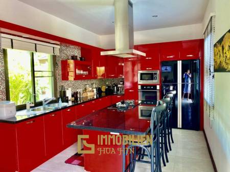 Large contemporary 5 Bedroom Pool Villa At Hillside Hamlet 3