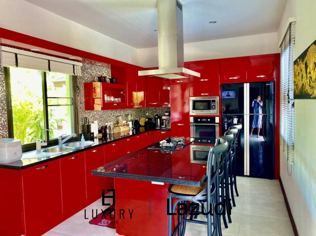 Large contemporary 5 Bedroom Pool Villa At Hillside Hamlet 3