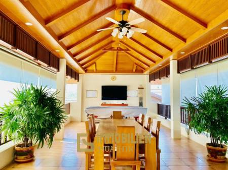 Large contemporary 5 Bedroom Pool Villa At Hillside Hamlet 3