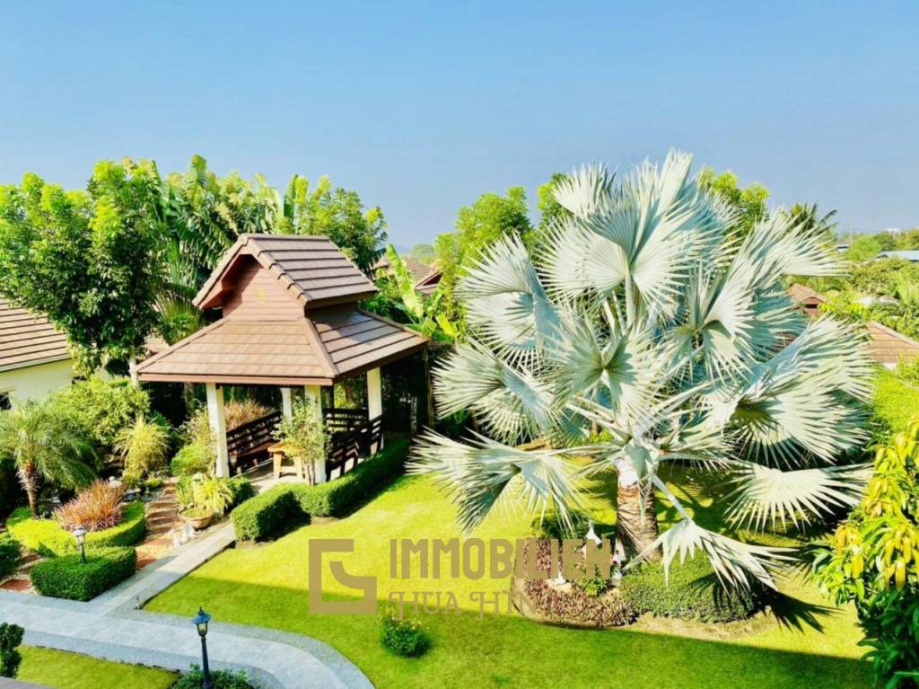 Large contemporary 5 Bedroom Pool Villa At Hillside Hamlet 3
