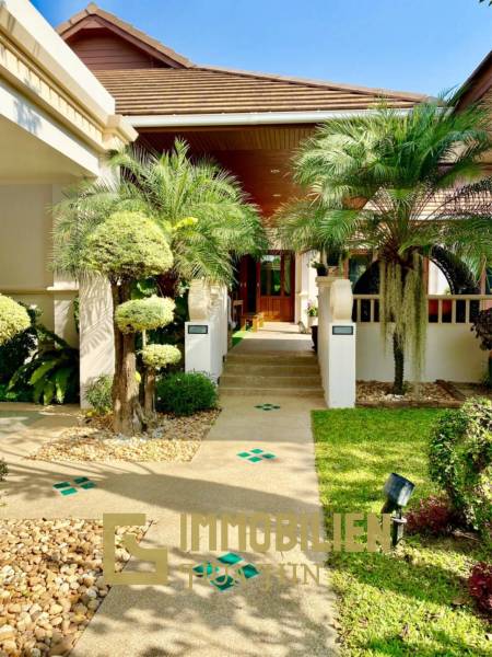 Large contemporary 5 Bedroom Pool Villa At Hillside Hamlet 3