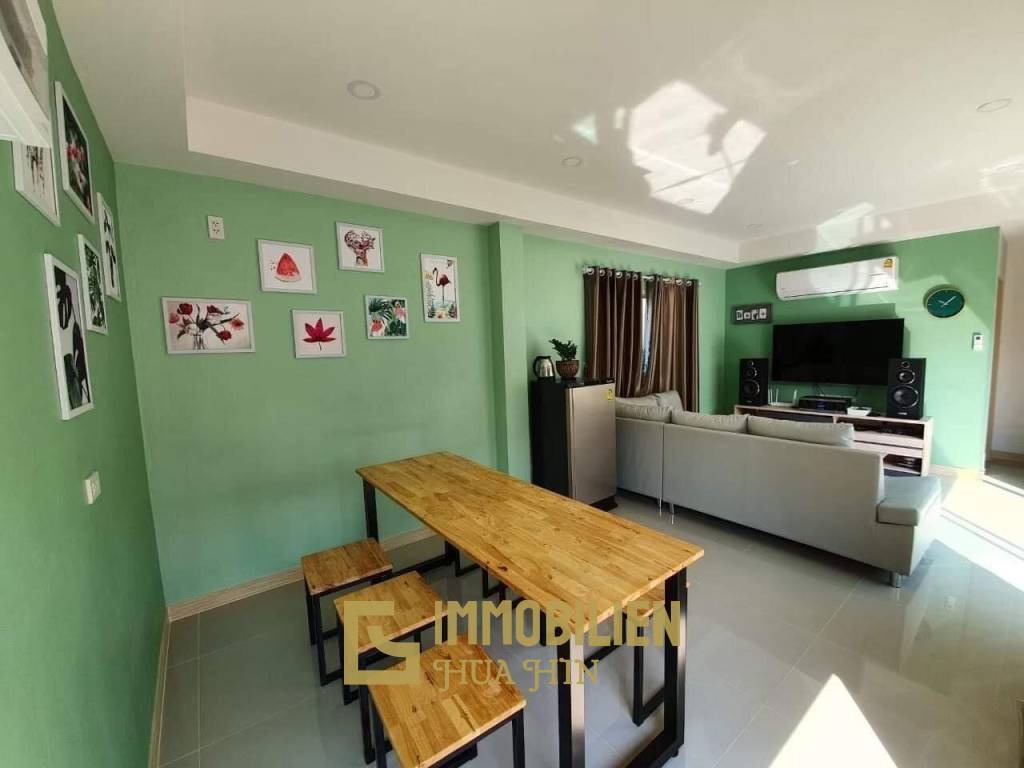Großartige Mietinvestition: Moderne 3 Schlafzimmer Pool Villa
