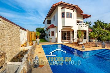 City Center 6 Bedroom Private Pool Villa For Sale on 1 Rai Land City Center 6 Bedroom Private Pool Villa For Sale on 1 Rai Land