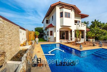 City Center 6 Bedroom Private Pool Villa For Sale on 1 Rai Land