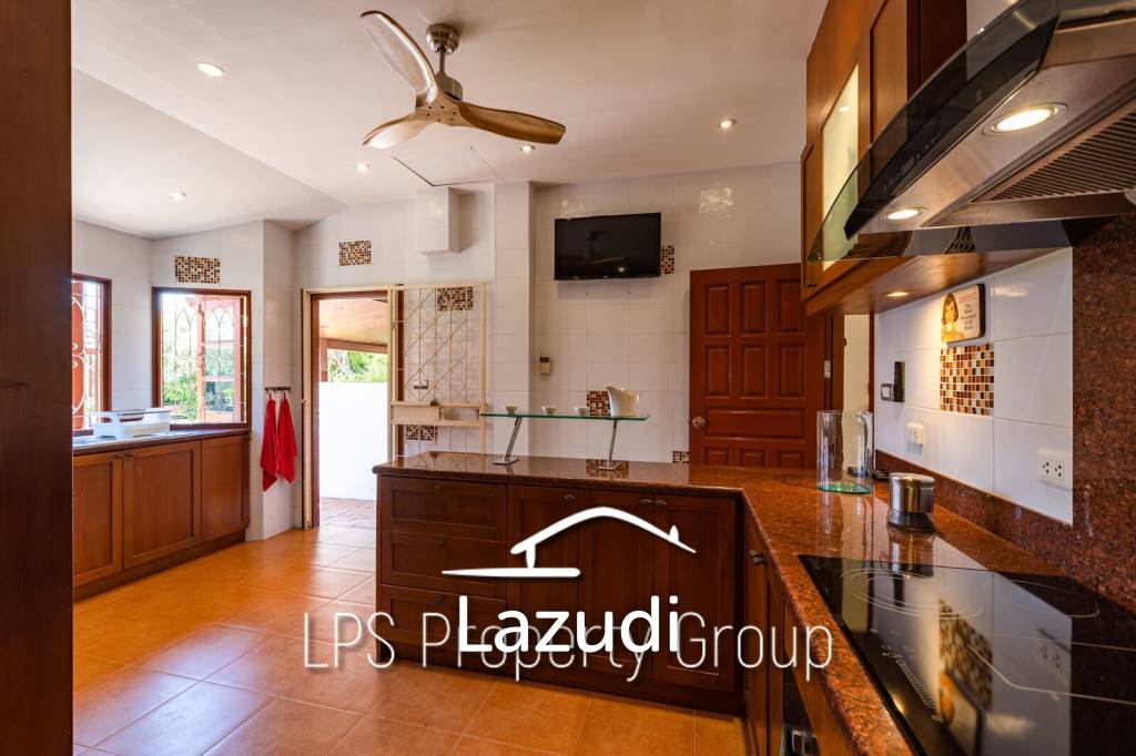 City Center 6 Bedroom Private Pool Villa For Sale on 1 Rai Land