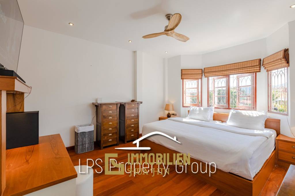 City Center 6 Bedroom Private Pool Villa For Sale on 1 Rai Land
