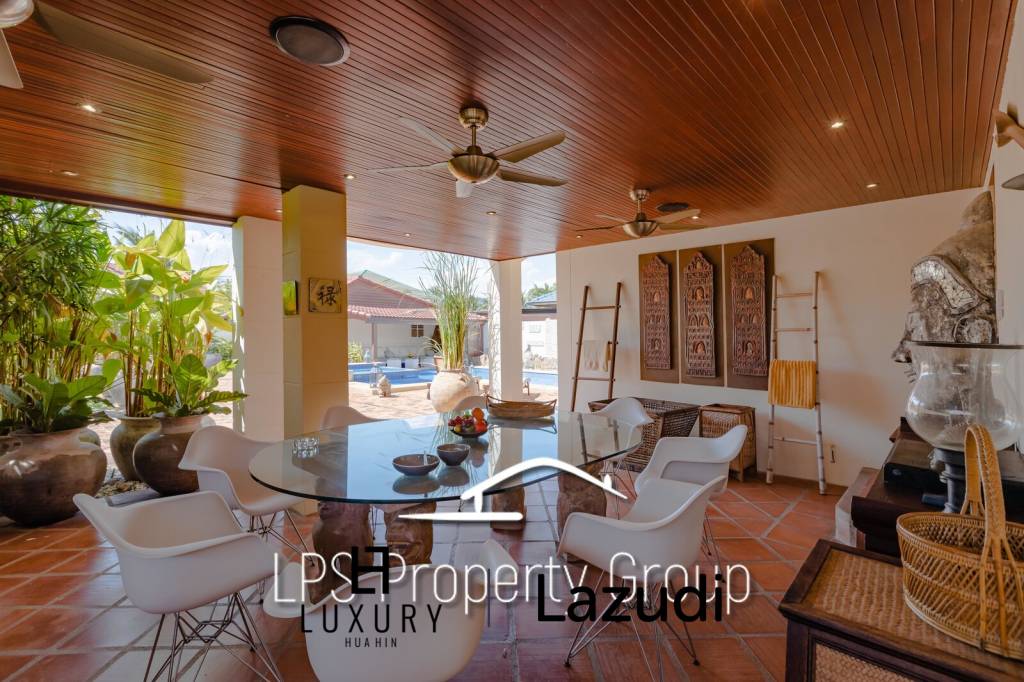 City Center 6 Bedroom Private Pool Villa For Sale on 1 Rai Land