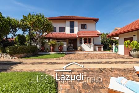 City Center 6 Bedroom Private Pool Villa For Sale on 1 Rai Land