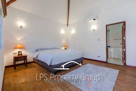 City Center 6 Bedroom Private Pool Villa For Sale on 1 Rai Land