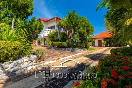 City Center 6 Bedroom Private Pool Villa For Sale on 1 Rai Land