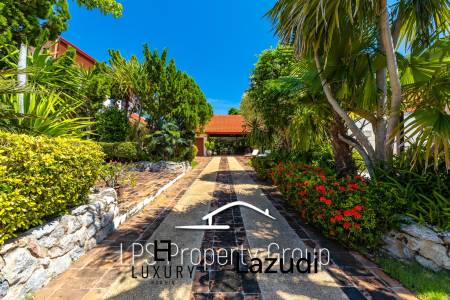 City Center 6 Bedroom Private Pool Villa For Sale on 1 Rai Land