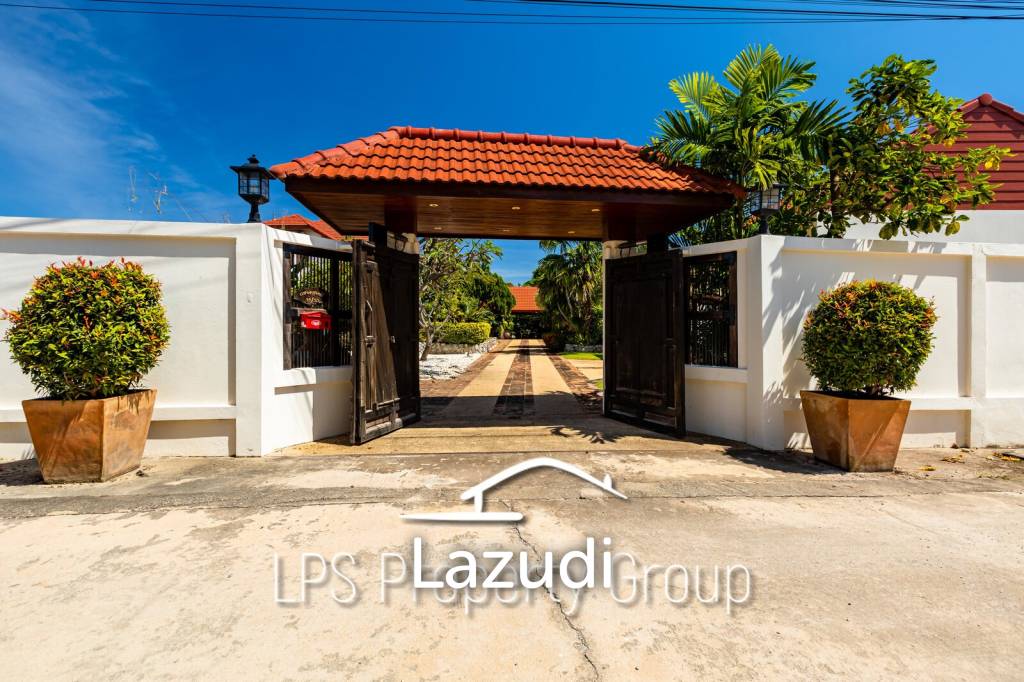 City Center 6 Bedroom Private Pool Villa For Sale on 1 Rai Land