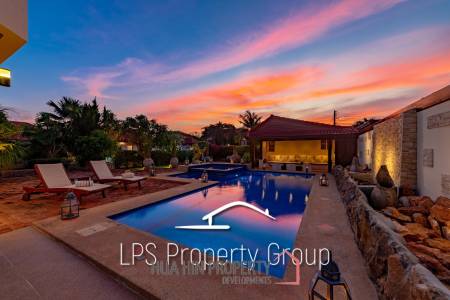 City Center 6 Bedroom Private Pool Villa For Sale on 1 Rai Land