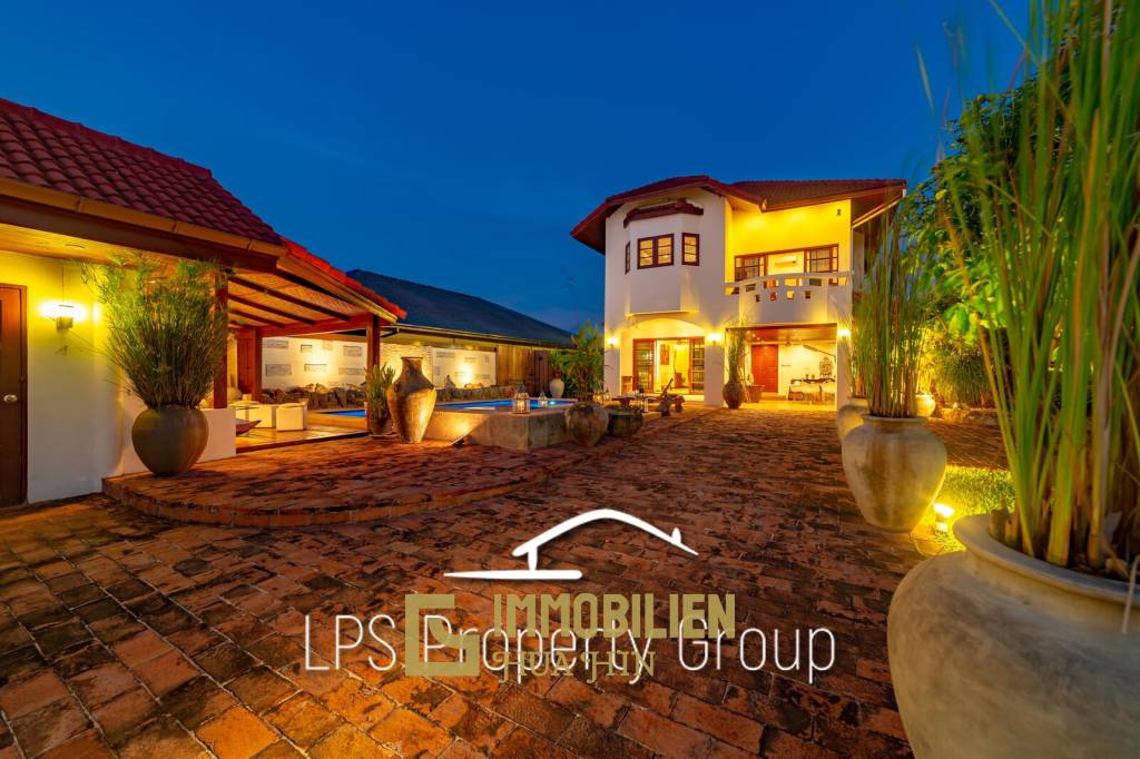 City Center 6 Bedroom Private Pool Villa For Sale on 1 Rai Land