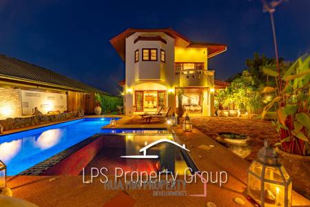 City Center 6 Bedroom Private Pool Villa For Sale on 1 Rai Land