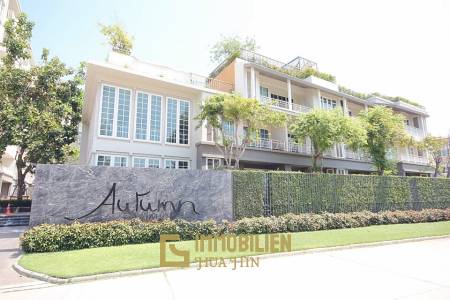 Autumn Condominium: 1 Schlafzimmer-Eigentumswohnung im Erdgeschoss mit Gartenblick