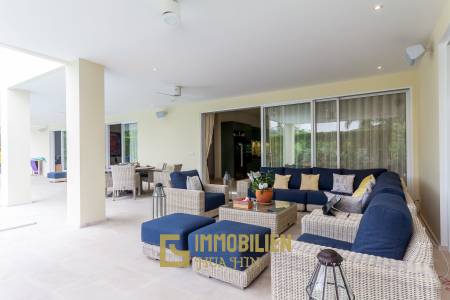 Baan Ing Phu, luxuriöse Pool Villa mit Bergblick zum Verkauf