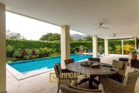 Baan Ing Phu, luxuriöse Pool Villa mit Bergblick zum Verkauf