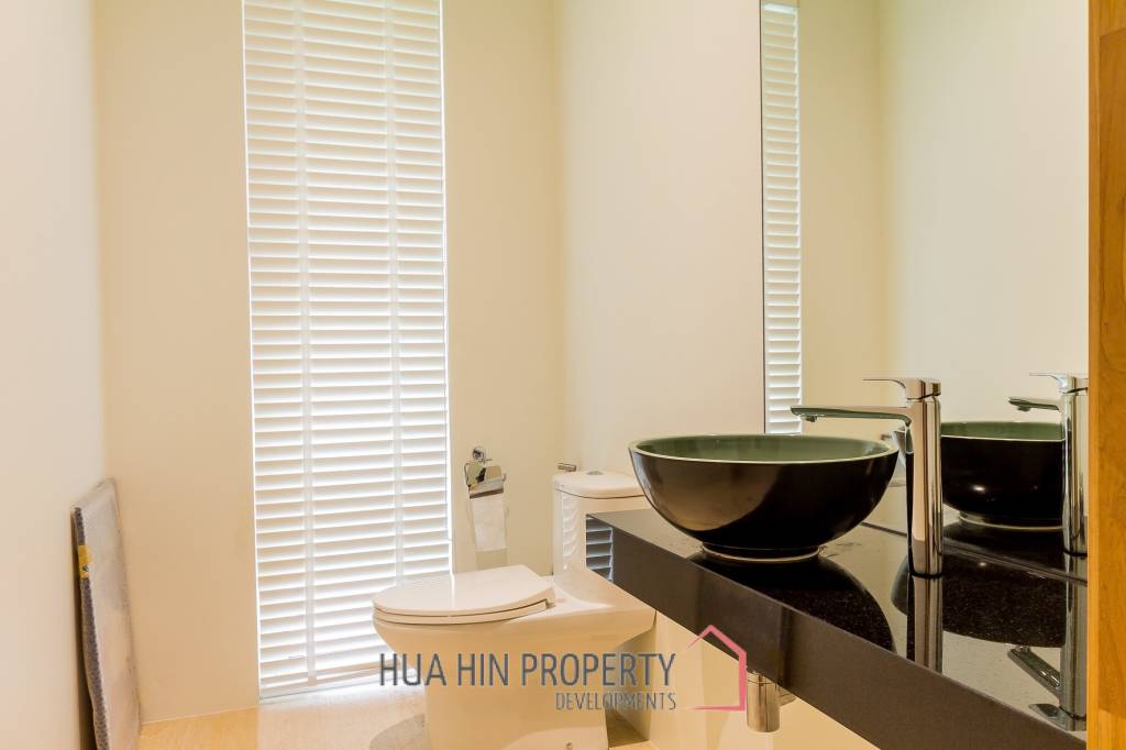 Baan Ing Phu Luxury Pool Villa with Mountain View For Sale