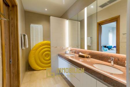 Baan Ing Phu, luxuriöse Pool Villa mit Bergblick zum Verkauf